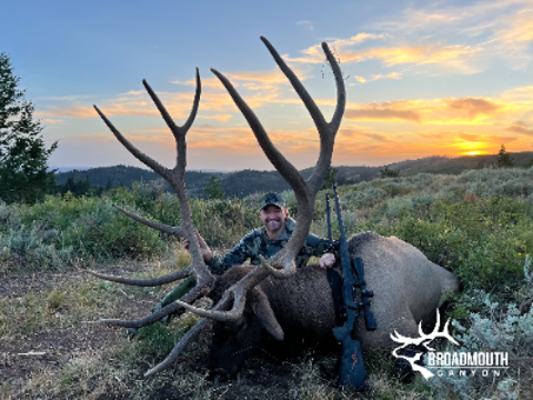 5-day Idaho Elk (Up to 360 SCI) Hunt for One Hunter and One Non-Hunter with Former NFL All-Pro Rulon Jones 