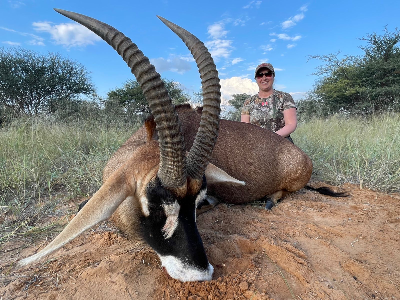 7-day South Africa Sable and Roan Hunt for Two Hunters 